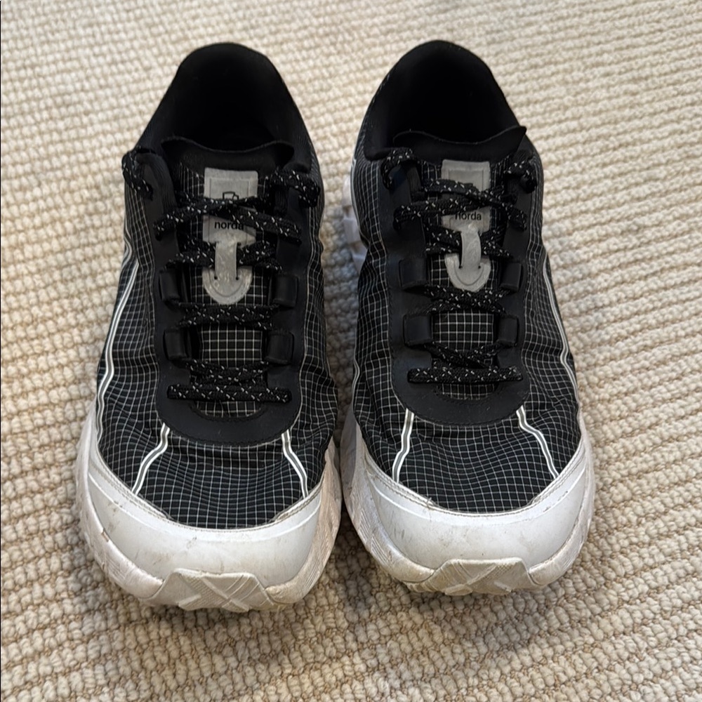 Norda 002 Running Shoes S-10.5